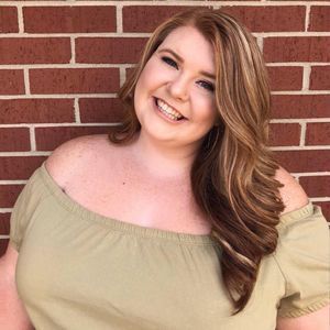 Meet your Posher, Naomi